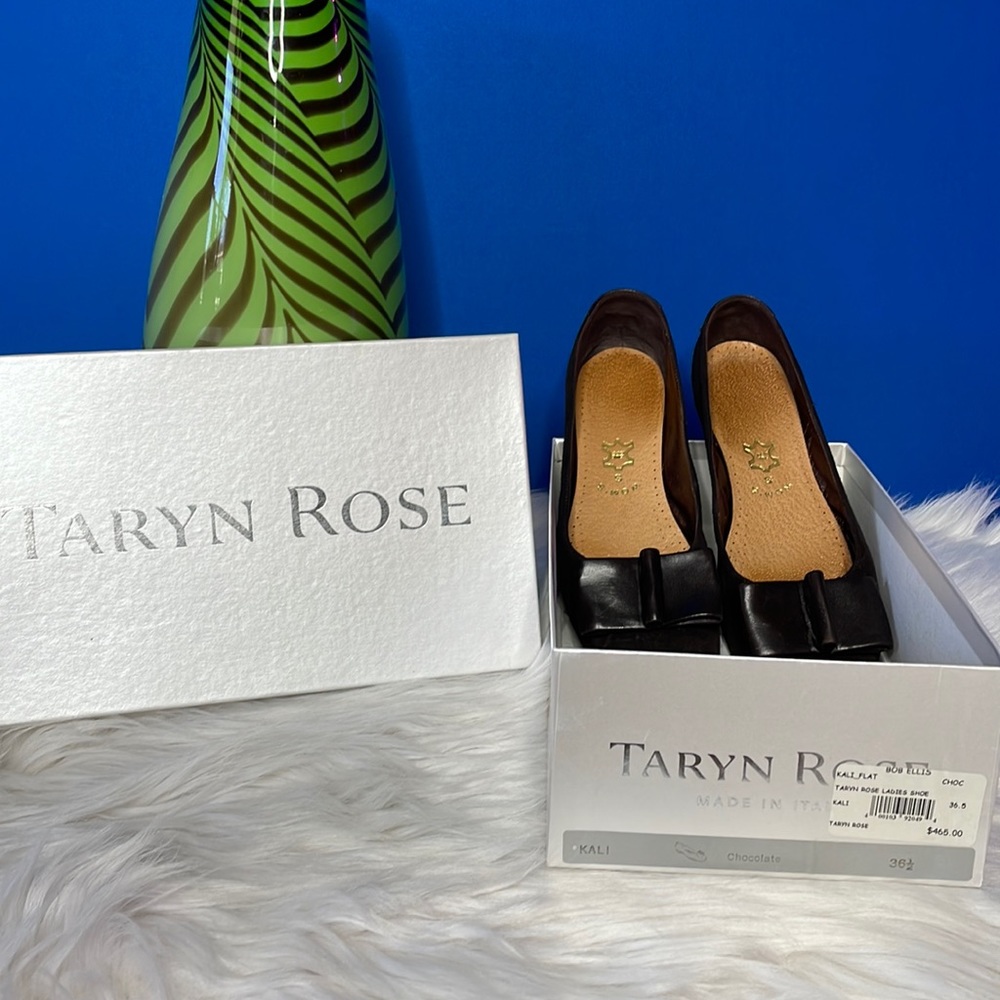 Gorgeous {Taryn Rose🌹} Kali Chocolate Suede and Leather Flats with Box!